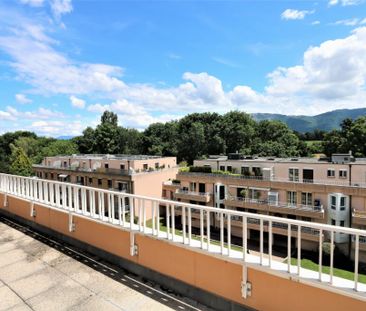 Appartement en attique de 5,5 pièces avec terrasse à Perly - Photo 2