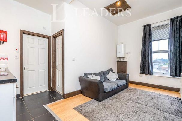 1 bedroom flat to rent - Photo 1