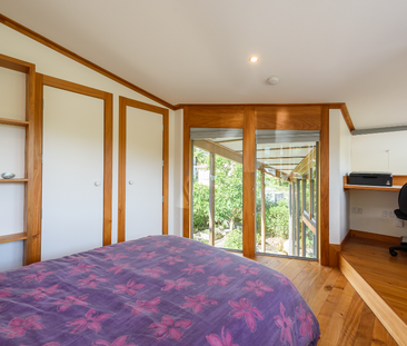 8 Awarua Street, Ngaio - Photo 1