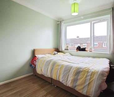 3 bedroom semi-detached house to rent - Photo 6