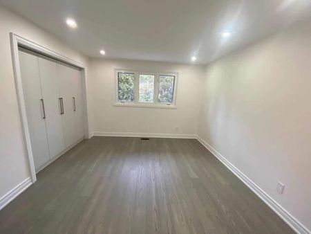 For Lease - 46 Drakefield Road, Markham, Ontario - Photo 2