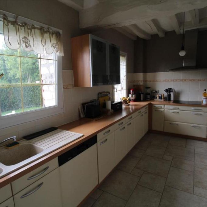 Chaumière avec jardin - 200m² - Photo 1