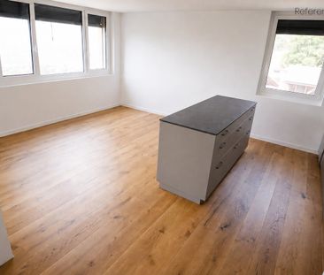 Hochwertige 4.5 Zimmerwohnung im 2. OG in Ried-Brig - Photo 1