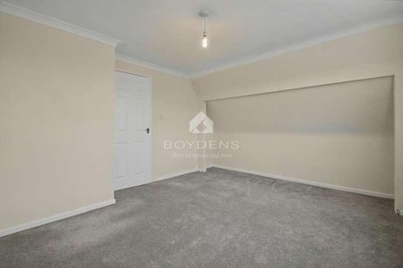 Frinton Road, Kirby Cross, CO13 - Photo 4