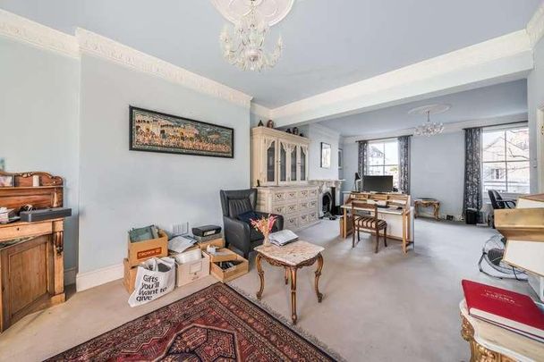 Alma Square, London, NW8 - Photo 1