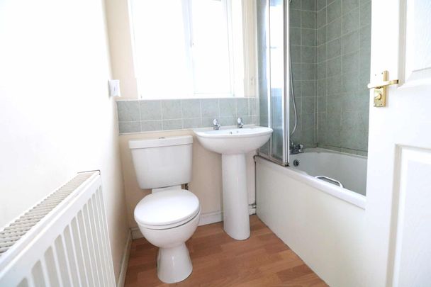 Granville Road, Scunthorpe - Photo 1