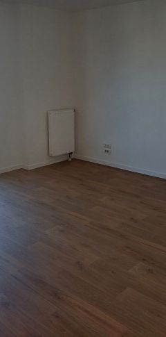 Location Appartement 3 pièces 58 m² Créteil - Photo 2