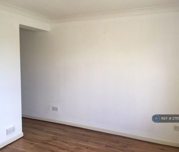 3 bedroom bungalow to rent - Photo 4