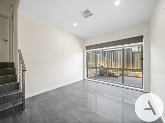 10 Amicus Street, Moncrieff ACT 2914 - House For Rent | Domain - Photo 1