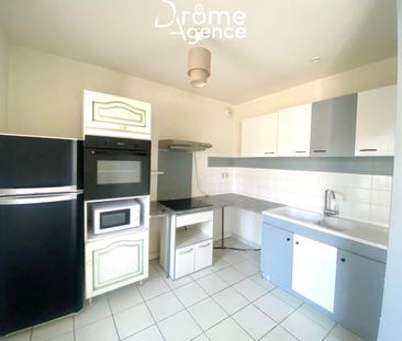 Location Appartement 3 pièces 57m² CHATEAUNEUF SUR ISERE 26300 - Photo 3