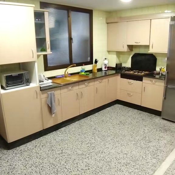 Calle Plus Ultra, Valencia, Valencian Community 46006 - Foto 1