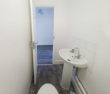 Room in a Shared House, High Road Leytonstone, E11 - Photo 6