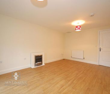 3 bedroom terraced house to rent - Photo 4