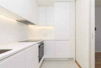 1 Bedroom Apartment with a view, Largo do Rato, Lisboa