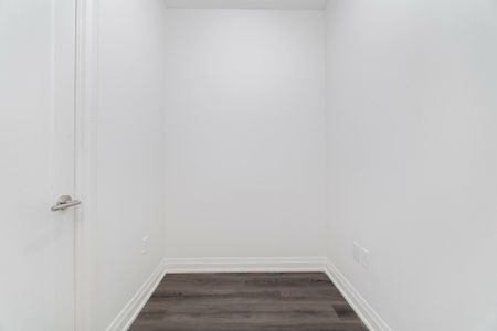 For Lease - 509 Dundas Street Unit# 711, Oakville, Ontario - Photo 4