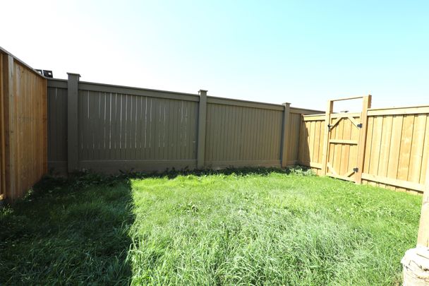 For Lease - 3478 Vernon Powell Drive, Oakville, Ontario - Photo 1