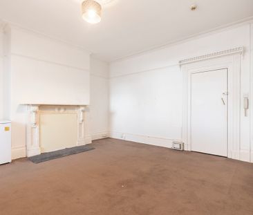 Hewlett Road, Cheltenham GL52 6AA - Photo 3