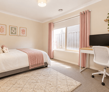 Modern Family Living in a Convenient Brookfield Location - Photo 4
