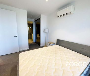 SkyOne 2 Bedrooms+2 Bathrooms - Photo 6