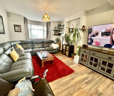 3 bedroom semi-detached house to rent - Photo 2