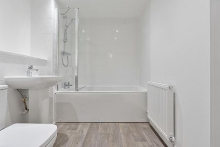 2 bedroom apartment to rent - Photo 4