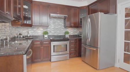 For Lease - 950 Greenwood Avenue, Toronto, Ontario - Photo 5