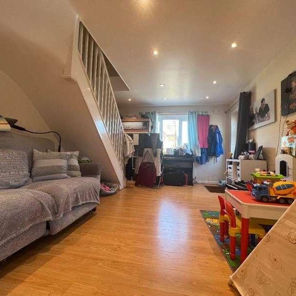 Ridgeway Cottages, Chart Hill Road, Chart Sutton, Maidstone, ME17 - Photo 1