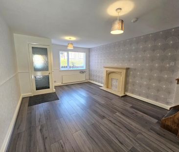 3 bedroom terraced house to rent - Photo 1