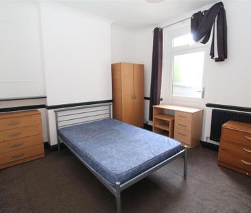 6 bedroom private hall to rent - Photo 6