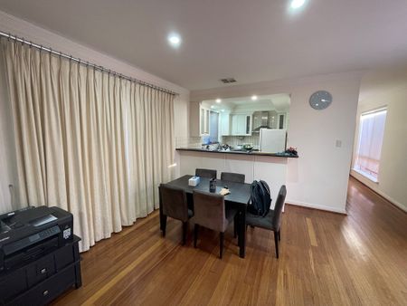 5-bedroom shared house / townhouse, Jellicoe Street - Photo 3