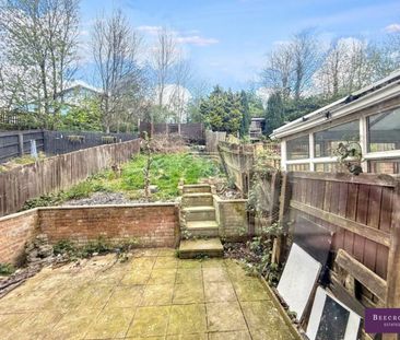 3 bed Semi-Detached - To Let - Photo 6
