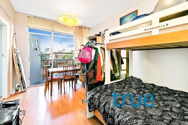 CONVENIENT APARTMENT WITH STUNNING VIEWS - Photo 1