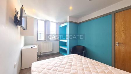 7 bedroom flat share to rent - Photo 3