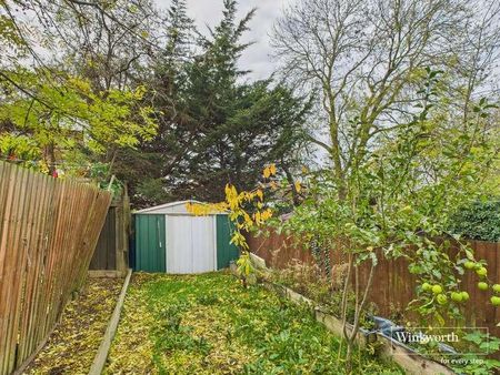 Haydon Close, Kingsbury, NW9 - Photo 2