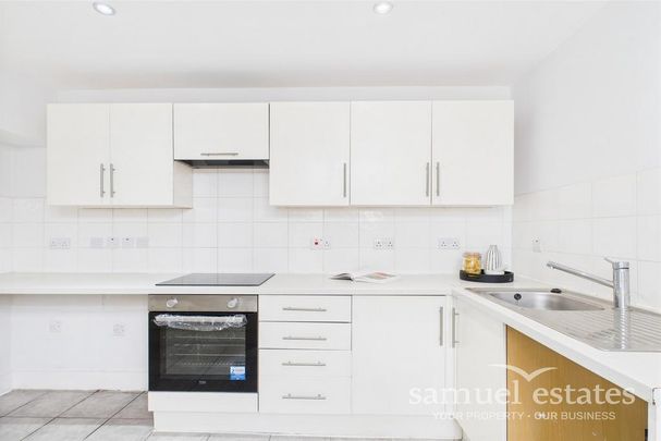 2 bedroom maisonette to rent - Photo 1