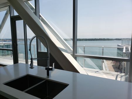 For Lease - 29 Queens Quay Unit# 1304, Toronto, Ontario - Photo 4