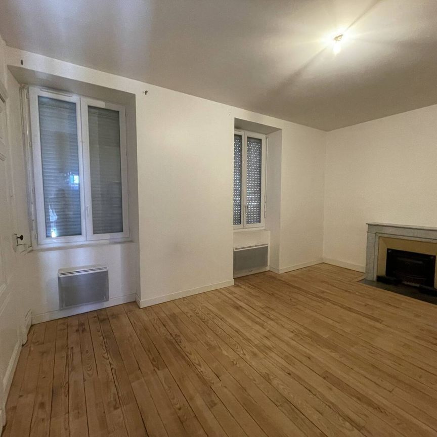 Location maison 5 pièces 110 m² à Saint-Pierre-de-Bœuf (42520) - Photo 1