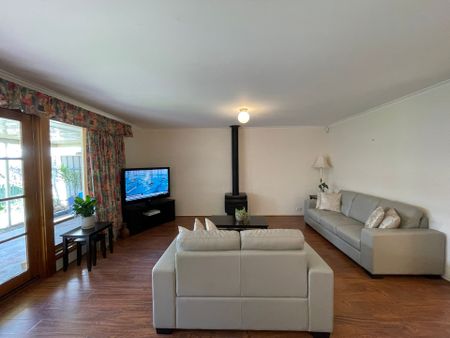 Neat Villa Home in Montague Farm - Photo 2