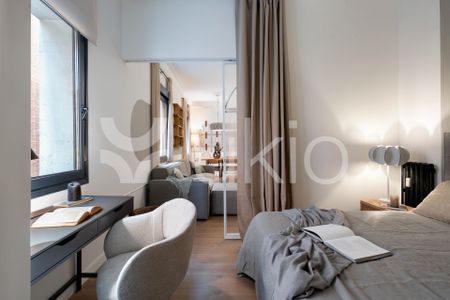 Apartamento de alquiler en Paseo de la Reina Cristina, Jerónimos - Photo 5