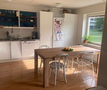 Odd Fellowvägen, Skärholmen - Photo 2