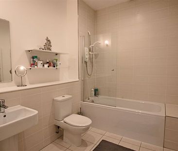 Property For Rent in South Drive, Dundee - Photo 6