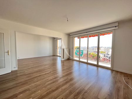 Location Appartement 5 pièces 119m² - Photo 5