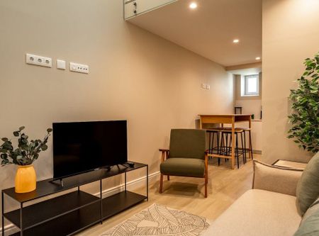 Rua da Páscoa, Lisbon, Lisbon 1250-177 - Photo 5