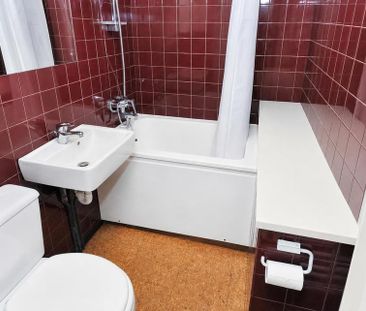 1 bedroom terraced house to rent - Photo 5