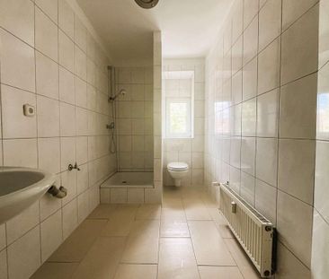 Charmante 2-Zimmer-DG-Wohnung - ideal für kleine Familie - Photo 2