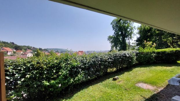 Location Appartement 1 pièce 22m² CHAMALIERES 63400 - Photo 1