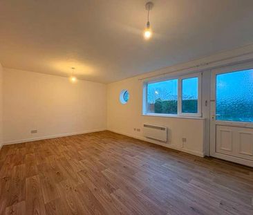 Sandown Drive, Bobblestock, Hereford, HR4 - Photo 1