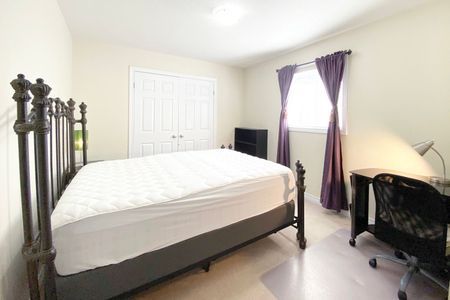 For Lease - 377 BLACKACRES Boulevard, London North, Ontario - Photo 2