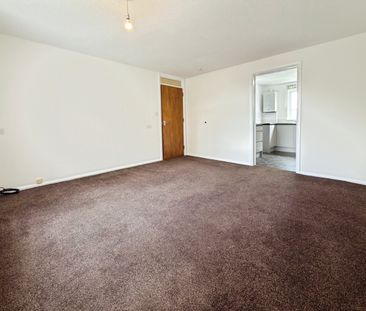 Saxon Close, Cricklade, Swindon, Swindon, SN6 - Photo 1