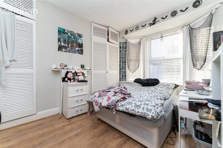 5 bedroom terraced house to rent - Photo 3